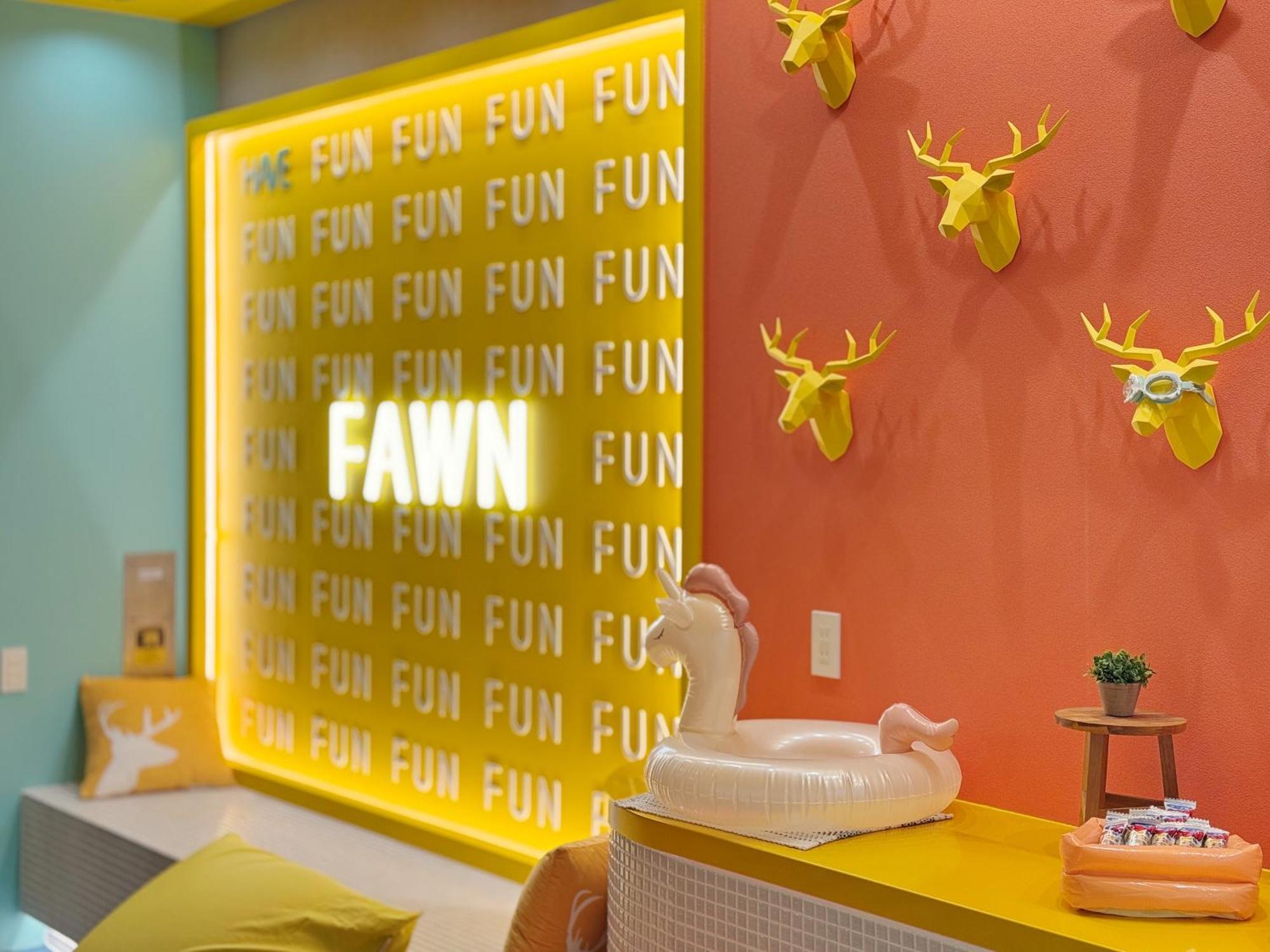 Fawn Hotel Осака Экстерьер фото